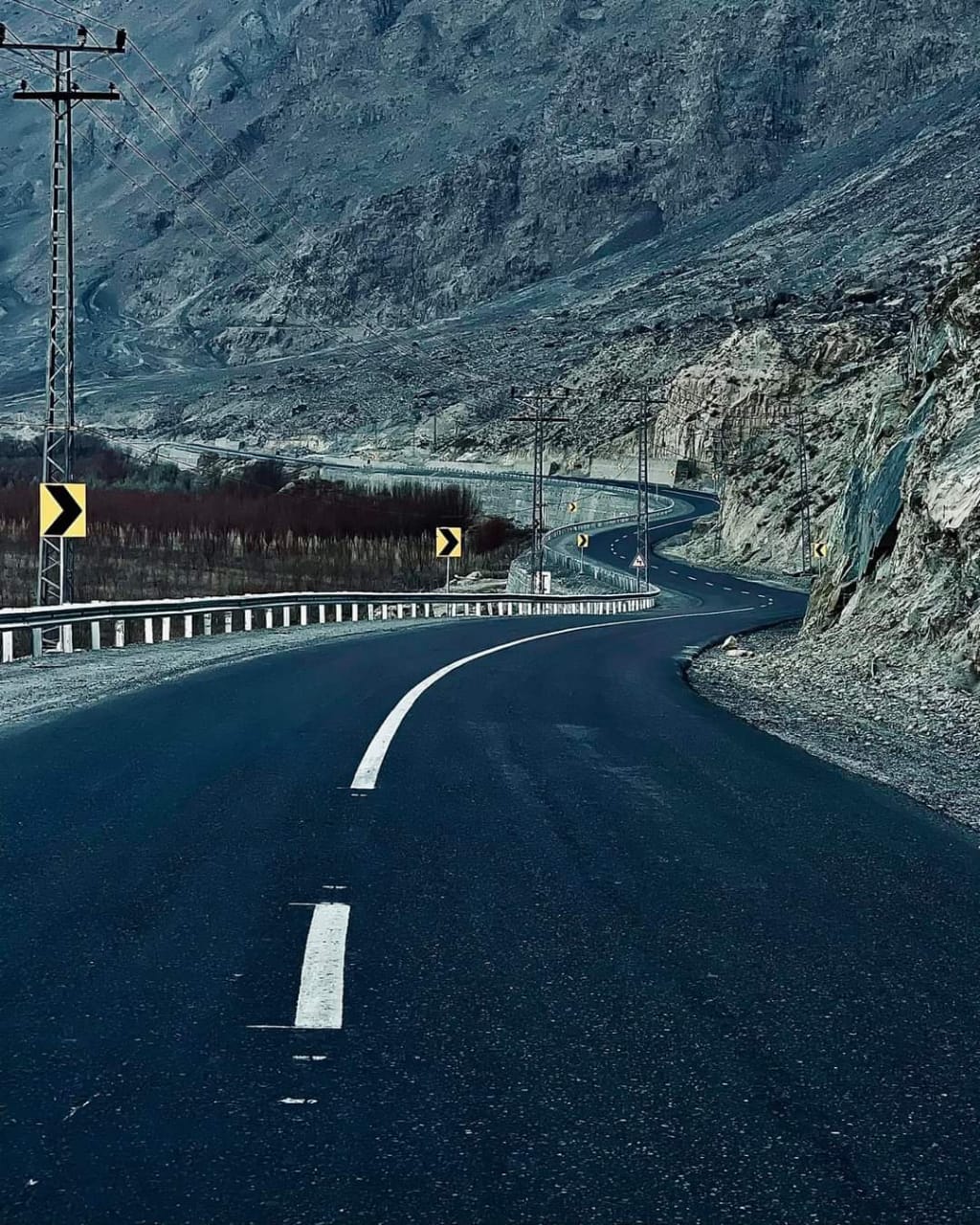 GILGIT-SKARDU ROAD;